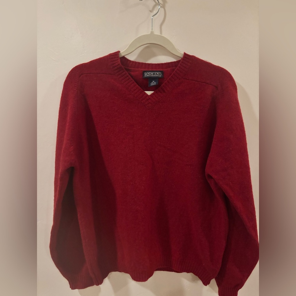 Lands’ End 100% Lambswool V-Neck Sweater | A8